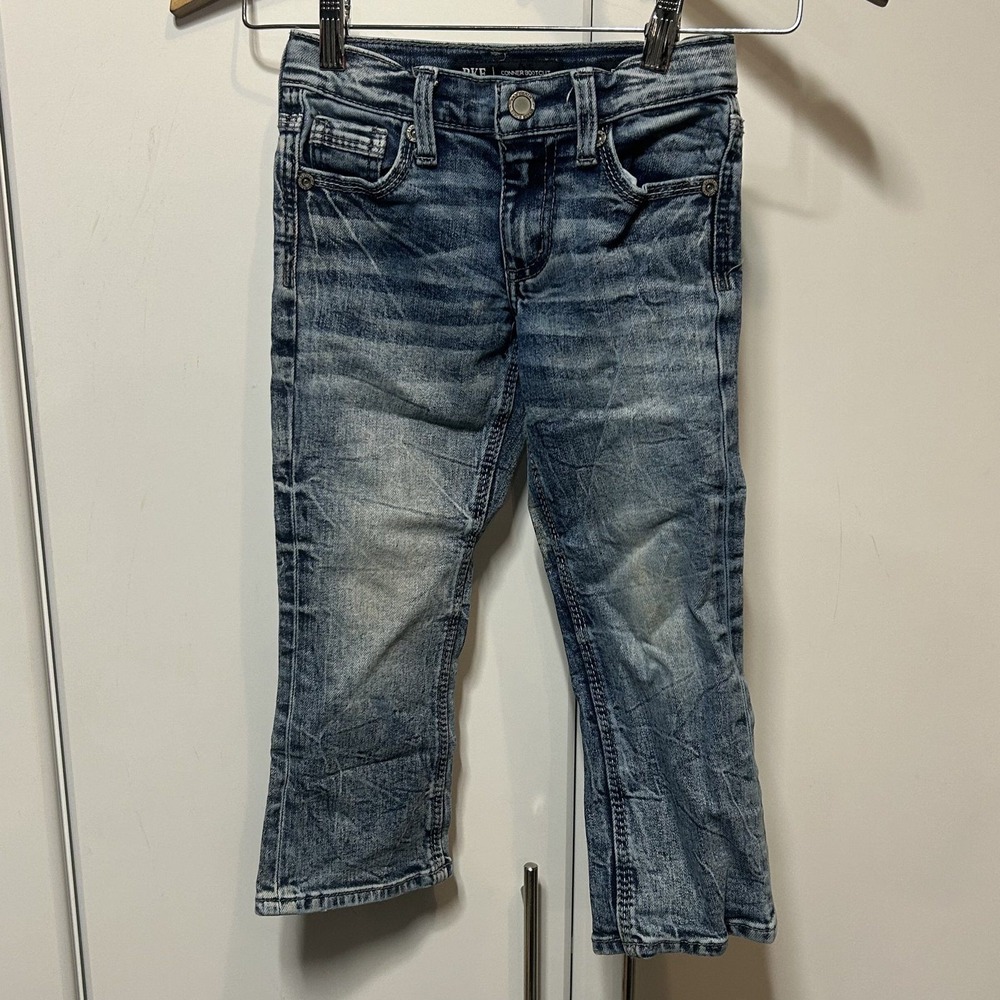 BKE Conner Bootcut Boys Medium Wash Denim Jeans Size 5 Short B791